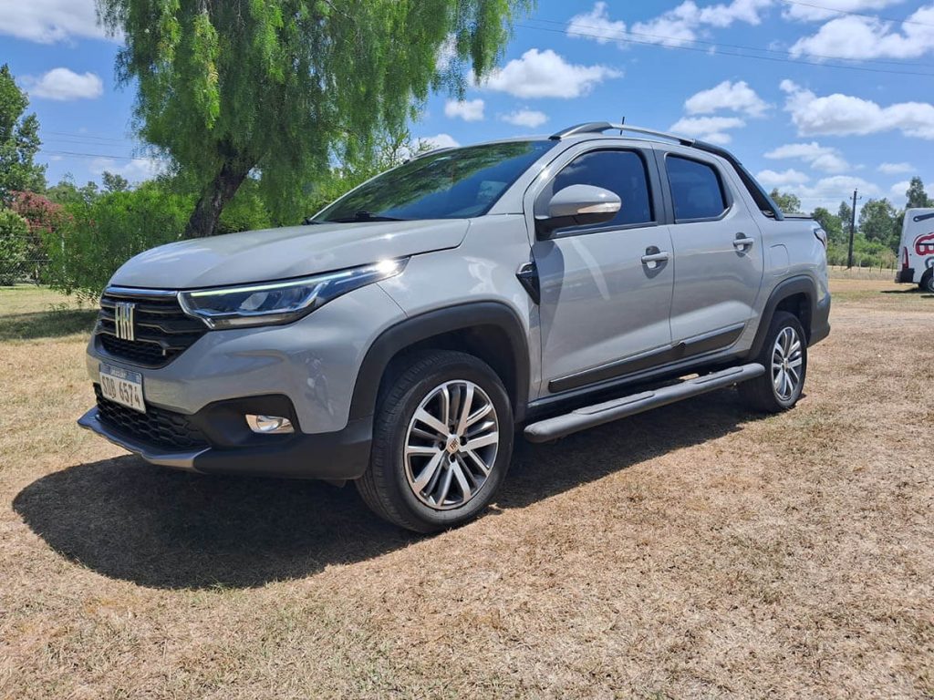 fiat strada volcano feb1 01