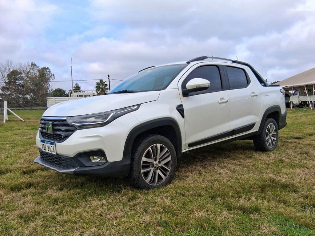Fiat Strada Volcano jul28 01