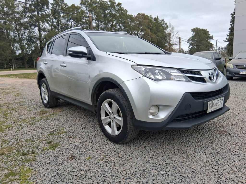 Toyota RAV4 ago14 01